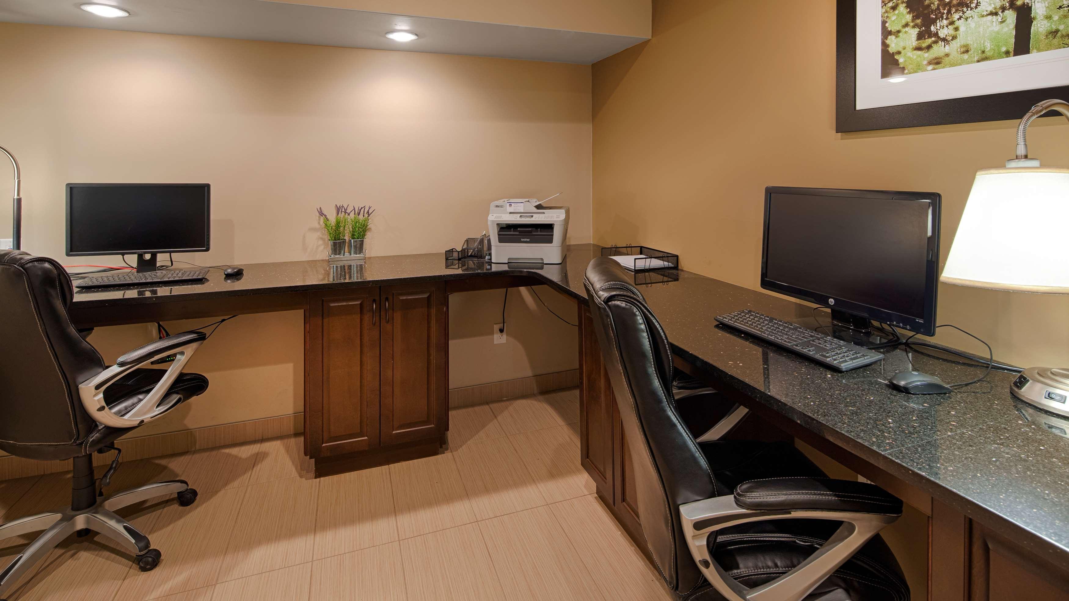Best Western Plus Moose Jaw Buitenkant foto