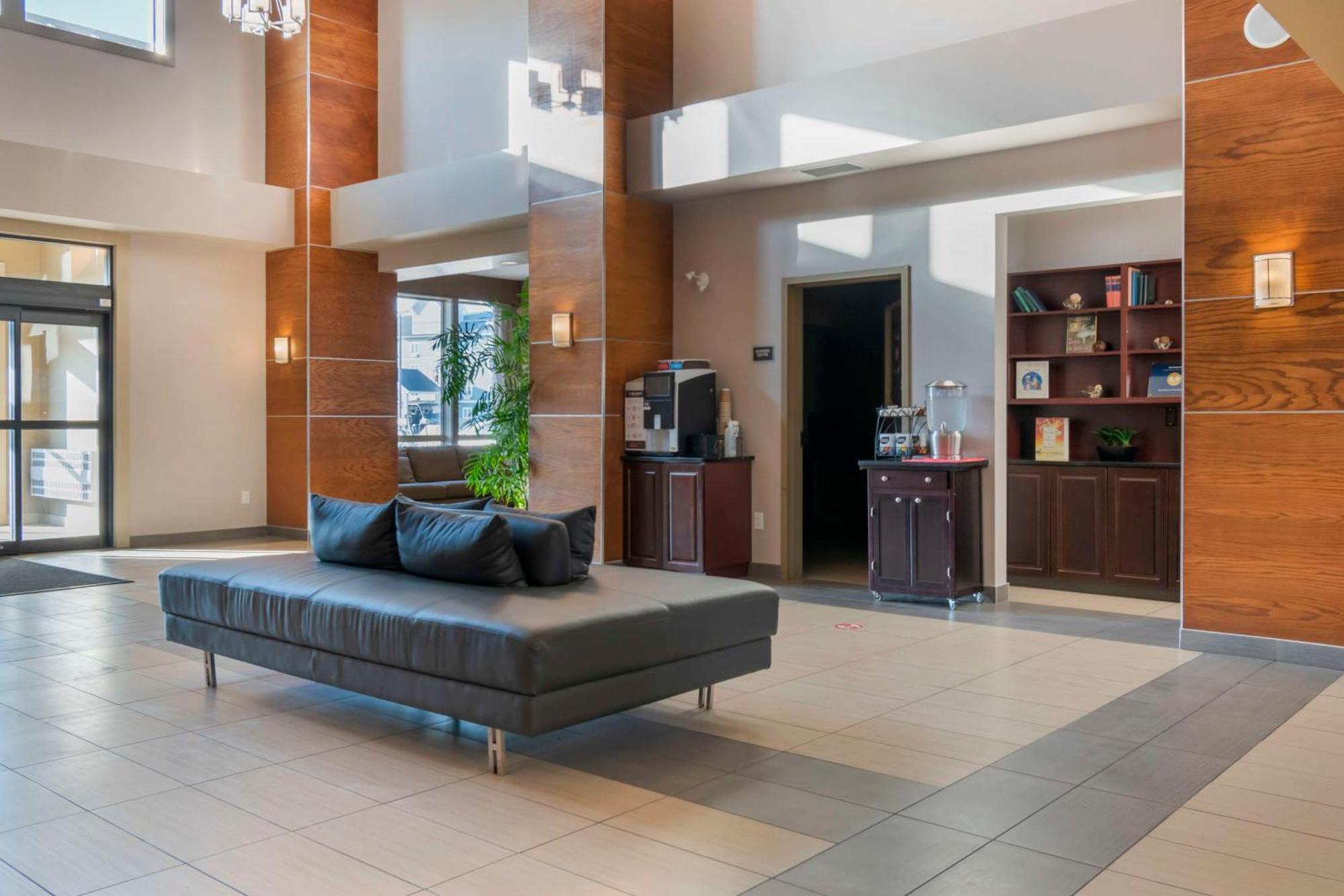 Best Western Plus Moose Jaw Buitenkant foto
